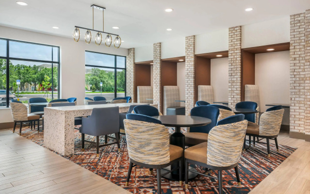 Cambria Hotel Tampa-Brandon