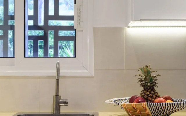 Radiant homm Vouliagmeni Apartment 4ppl