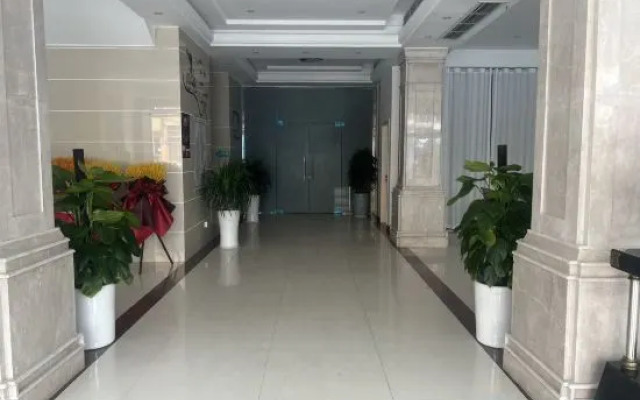 Lichuan Green Orange Hotel (Railway Station Branch)