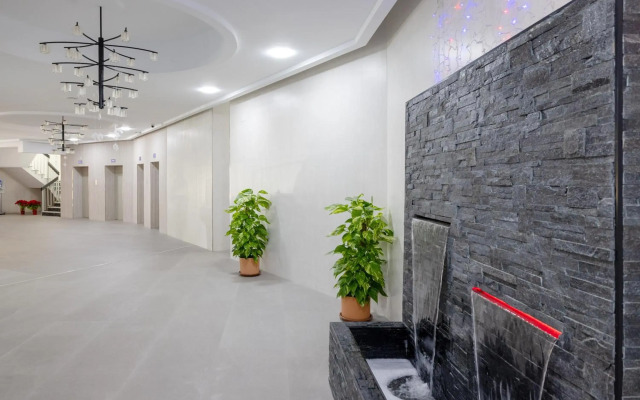 Sunrise Apartment 924