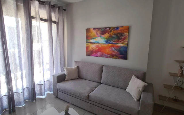 Magenta Ruby Appartment!!