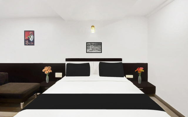 OYO 1761 Aavass Inn Paradise