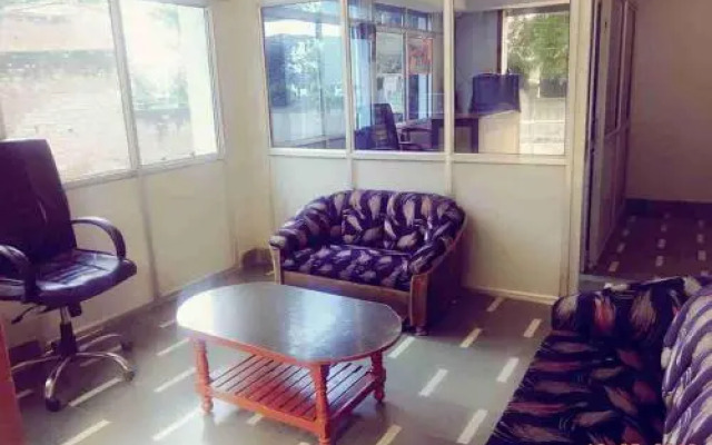 Raj Shanti Guest House Sarnath