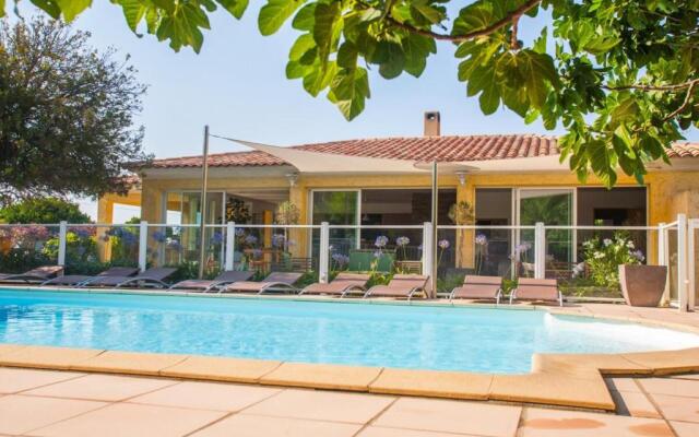 Palmier appartement de vacances 3 chambres piscine commune chauffée