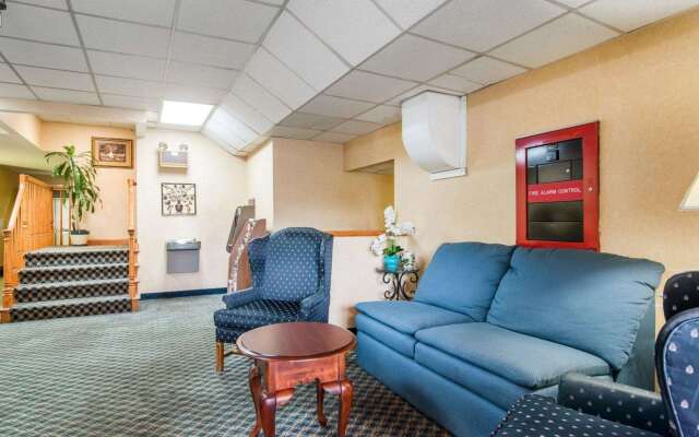 Econo Lodge Manchester