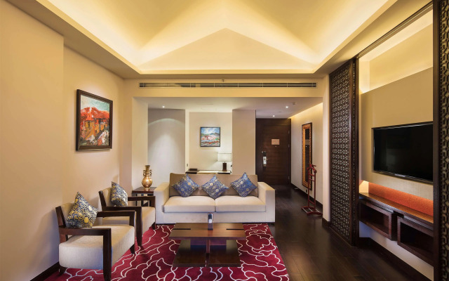 Hilton Linzhi Resort