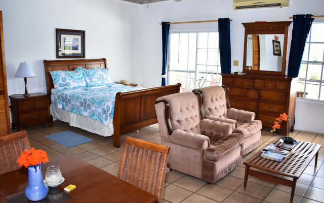 Catamaran Hotel Marina