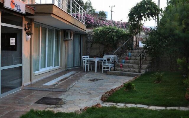 Cesme Marti Apart Otel