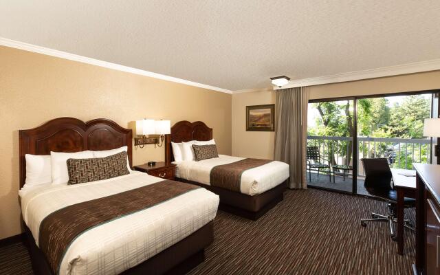 Best Western Plus Inn At The Vines