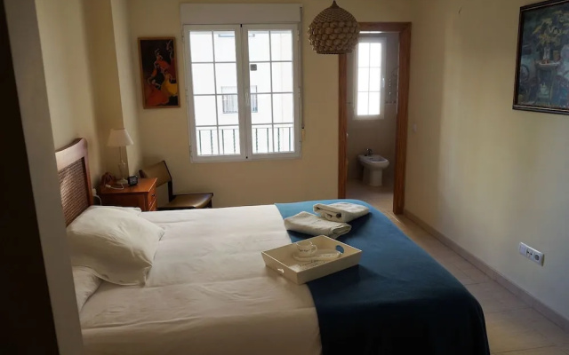 Lovely Apartment in Quiet Area near Beach