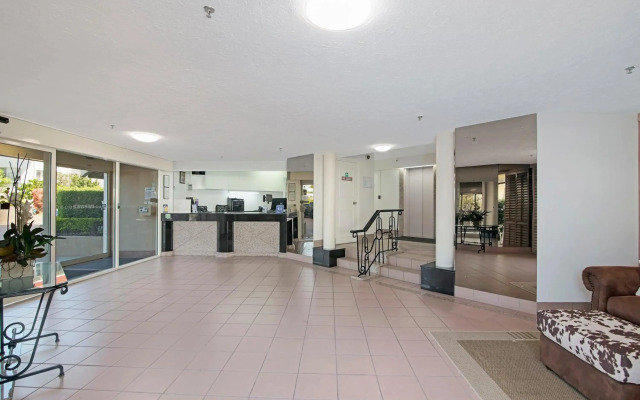 Burleigh Esplanade Apartments