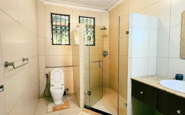 Lux Suites Sebuleni Apartments Nyali