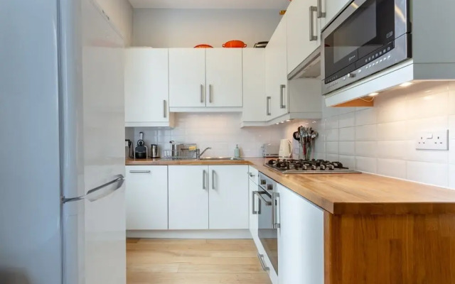 1 Bedroom Apartment in Brook Green