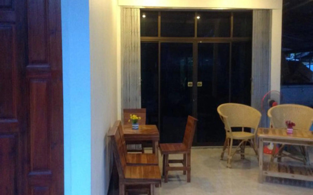 Space Ben Guest House @ Muangkao