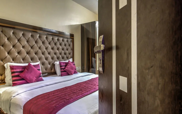 OYO 2807 Hotel Crosswinds Residency