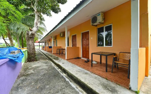 Hotel O Awan Biru Motel