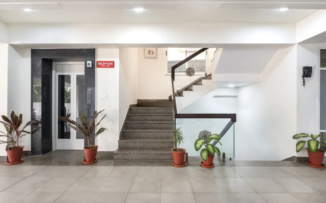 Palm Stay - Studios & Rooms