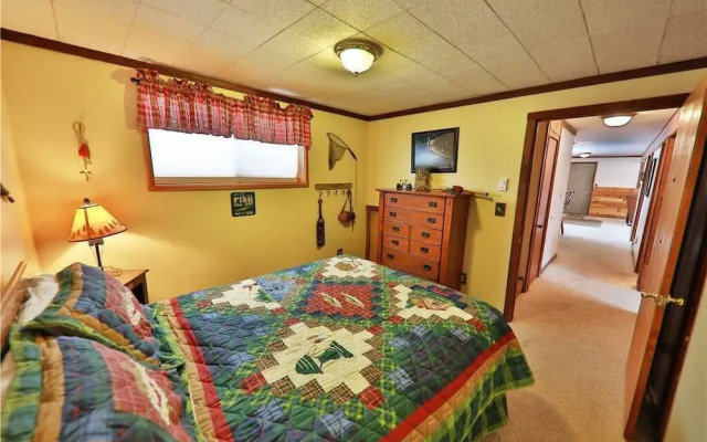 Mary Jane Chalet - 5 Br Chalet