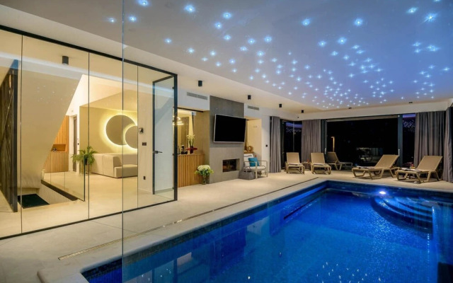 Villa Lucy Cherry CFH