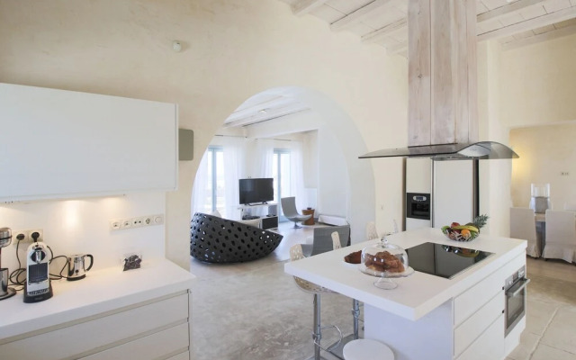 Bluewave Villa