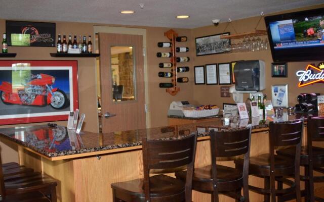 Boarders Inn & Suites by Cobblestone Hotels - Fayette