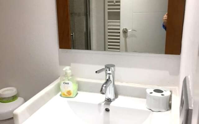 Apartment With 3 Bedrooms in Argentona, With Wonderful Mountain View,