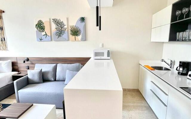 Fresh and Stylish Studio Aldea Zama rooftop pool Mya 109