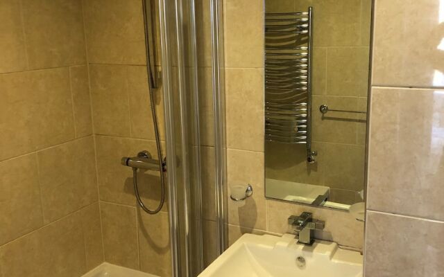 Bournemouth Holiday Let With Hot Tub & Sauna