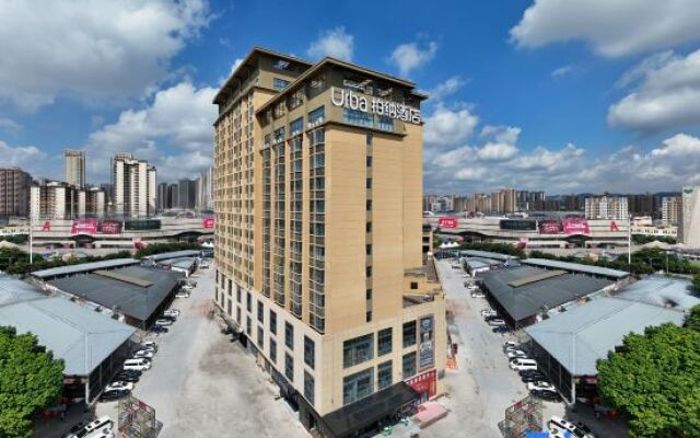 Urba hotel  (Anji Wanda Sulu Metro Station Branch)