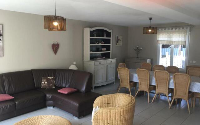 Gîte Belle-et-Houllefort, 5 pièces, 10 personnes - FR-1-376-82