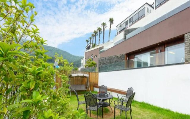 Friemily Pool Villa & Hotel