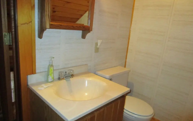 Active Lakeview Escape