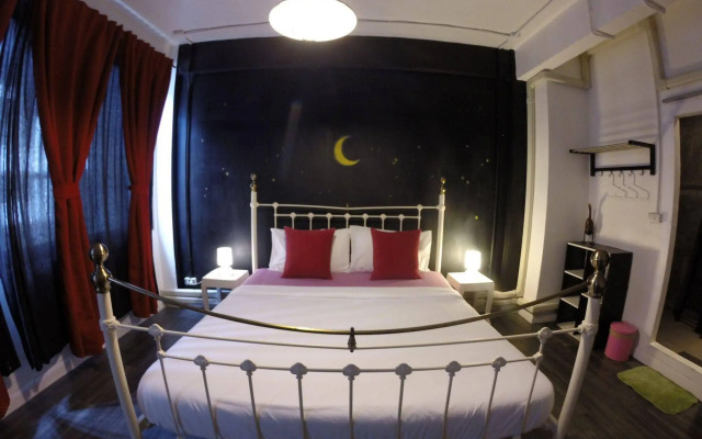 Room @ Bangkok
