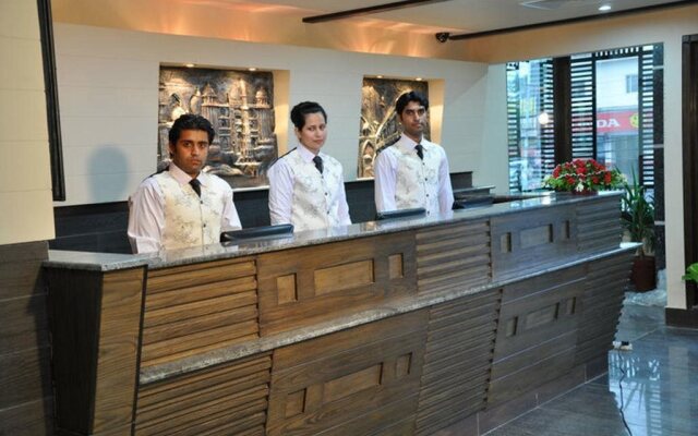 Faletti's Express Hotel