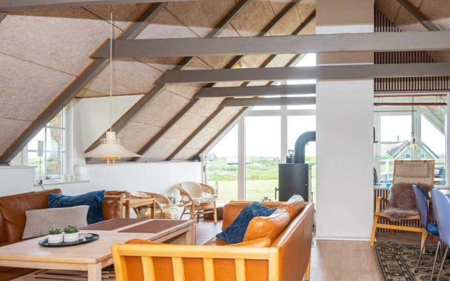 6 Person Holiday Home in Ringkøbing