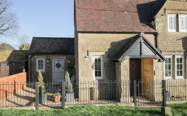 Maud Heath's Snug