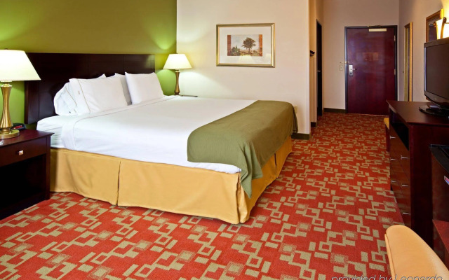 Holiday Inn Express Vincennes by IHG