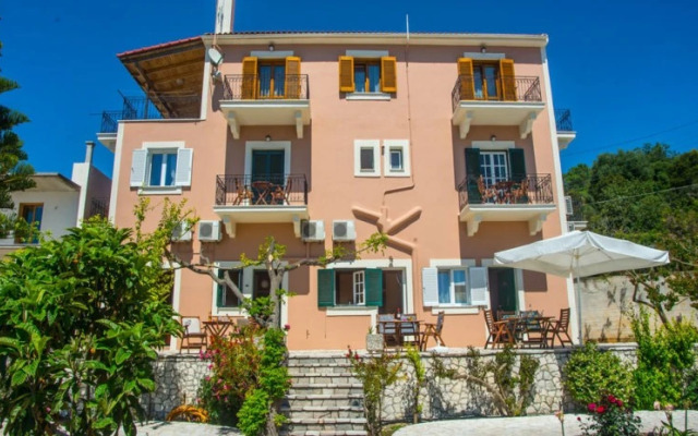 Panoramic Sunset Studios & Apartments