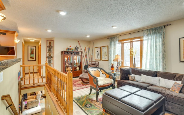 Charming Savage Home w/ Yard: 18 Mi to Minneapolis