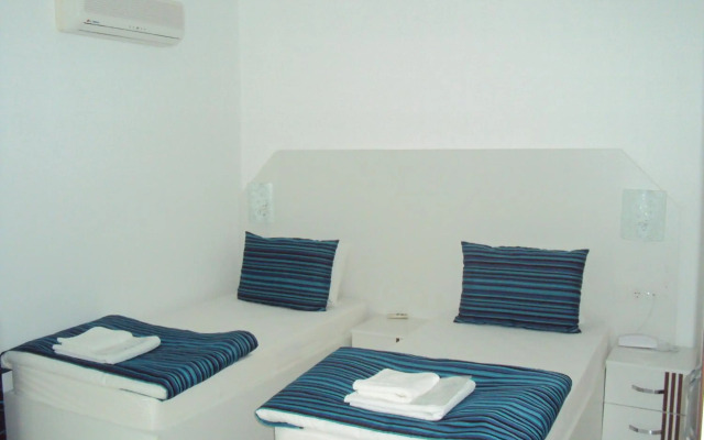 Teos Hotel