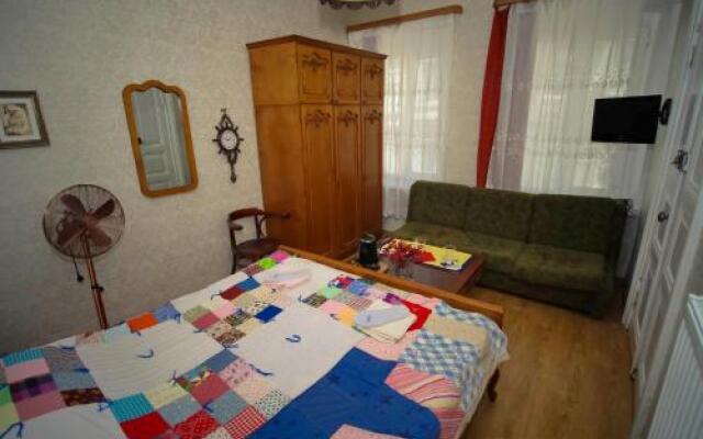 Pirosmani Guest House