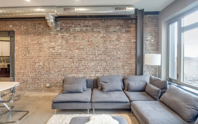 Deedee's Apartments - Lofts at Grove