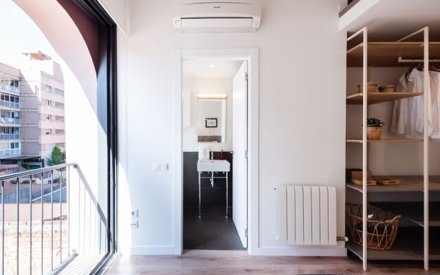 Petit Luxe Tobella