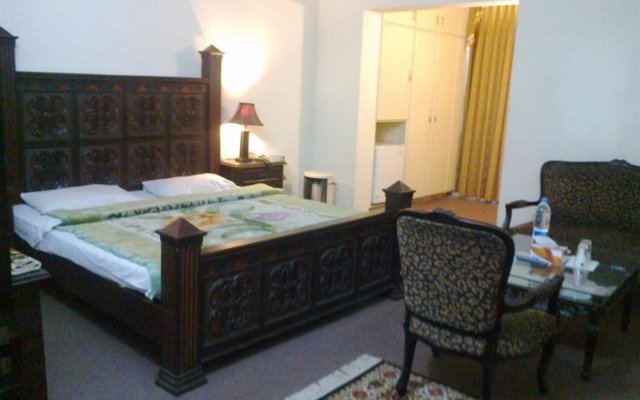 Lahore Palace Hotel