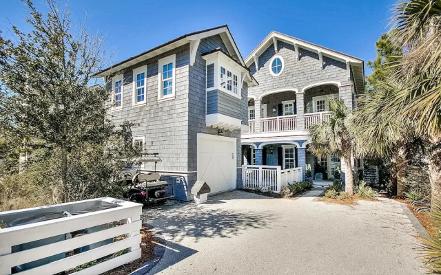 Captains Quarters by Exclusive 30A