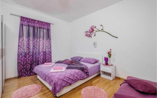 Nice Apartment in Skrpcici With Wifi and 3 Bedrooms