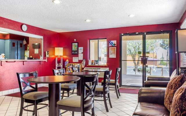 Rodeway Inn near Ft Huachuca