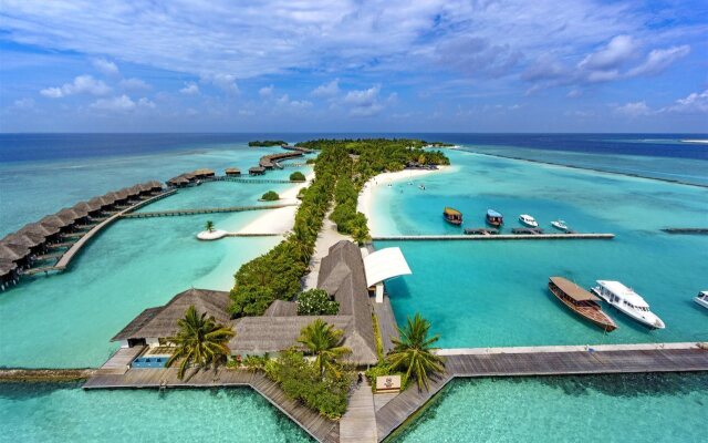 Sheraton Maldives Full Moon Resort & Spa