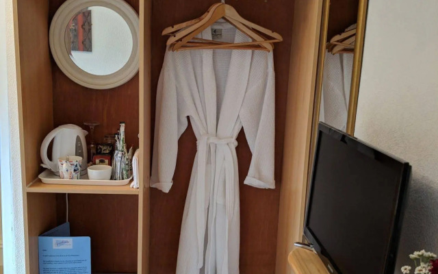 Broadwater Guest House