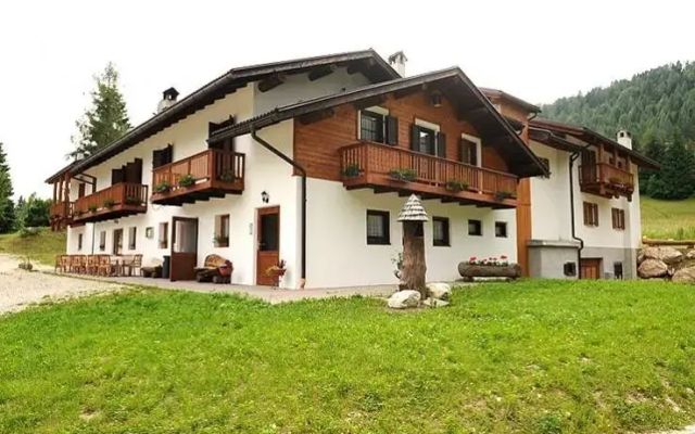Almhotel La Casera